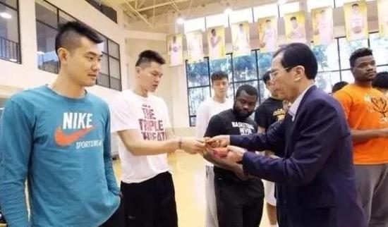 如何制定智能篮球训练计划_0